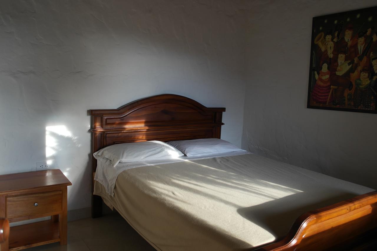 Sergeant Pepper'S Hostel Jardín Eksteriør billede
