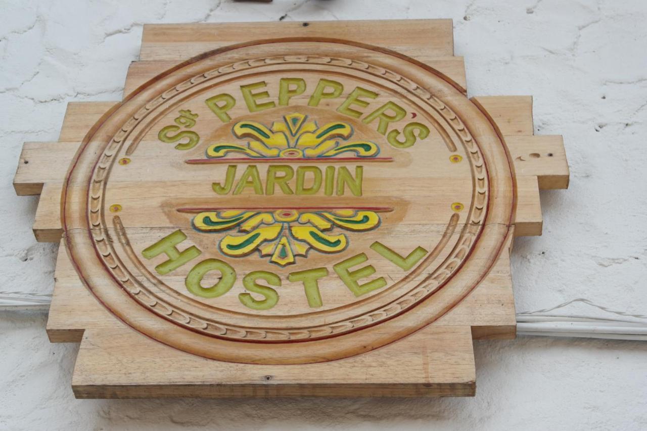 Sergeant Pepper'S Hostel Jardín Eksteriør billede